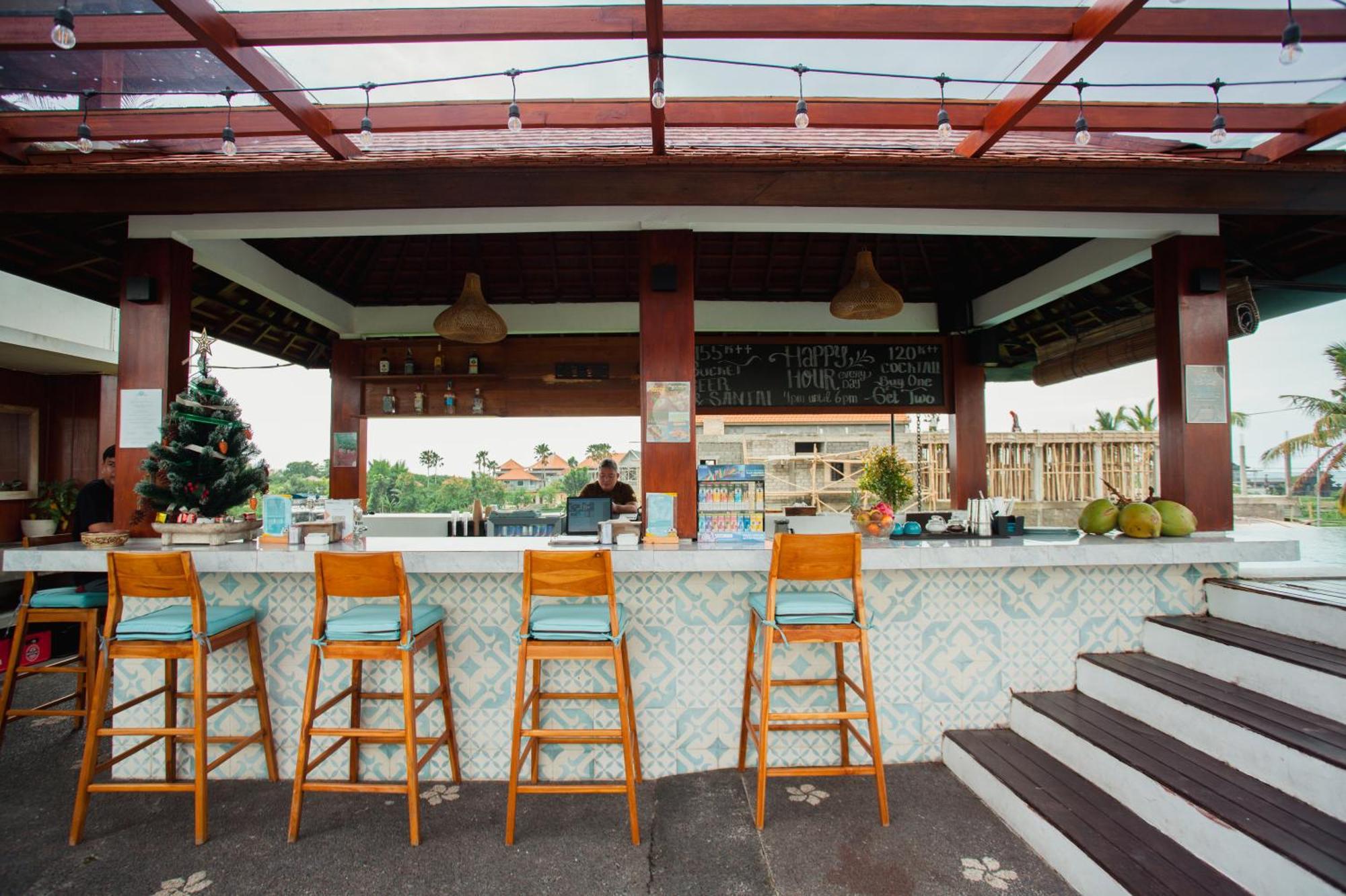 Swell Hotel, Pool Bar & Restaurant Tanah Lot Dış mekan fotoğraf